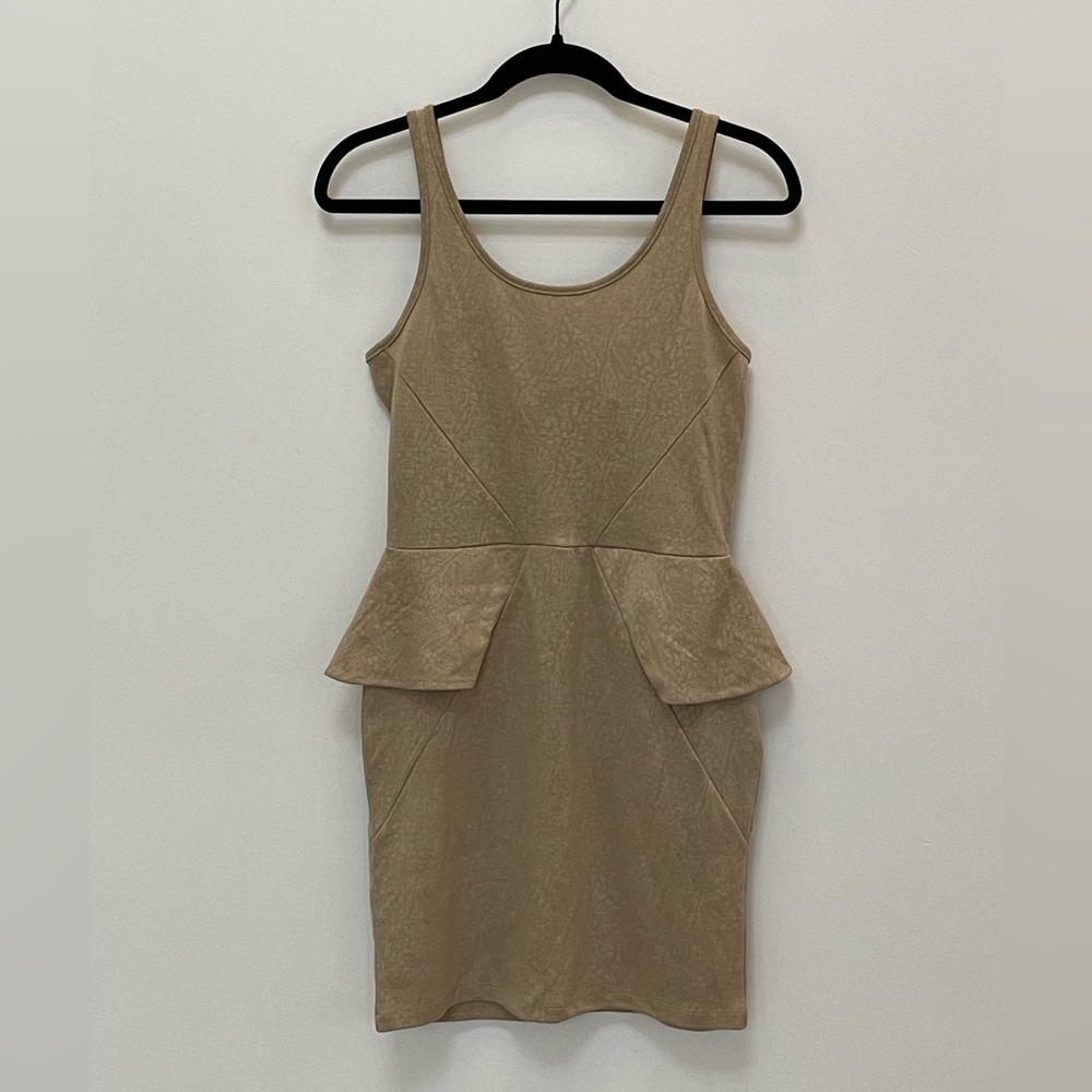 Sienna size medium dressy dress